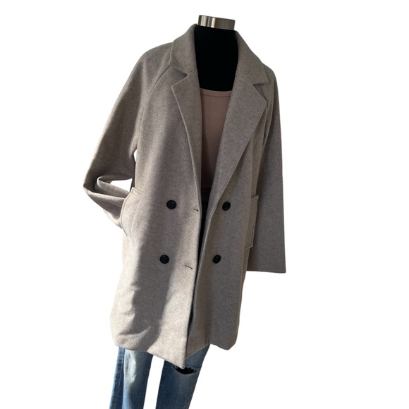 Chou Yatou Jackets & Blazers - Chou Yatou oatmeal notch lapel double breasted peacoat overcoat size S